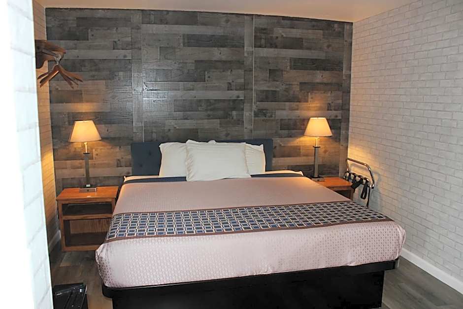 Cedarwood Inn of Ashland