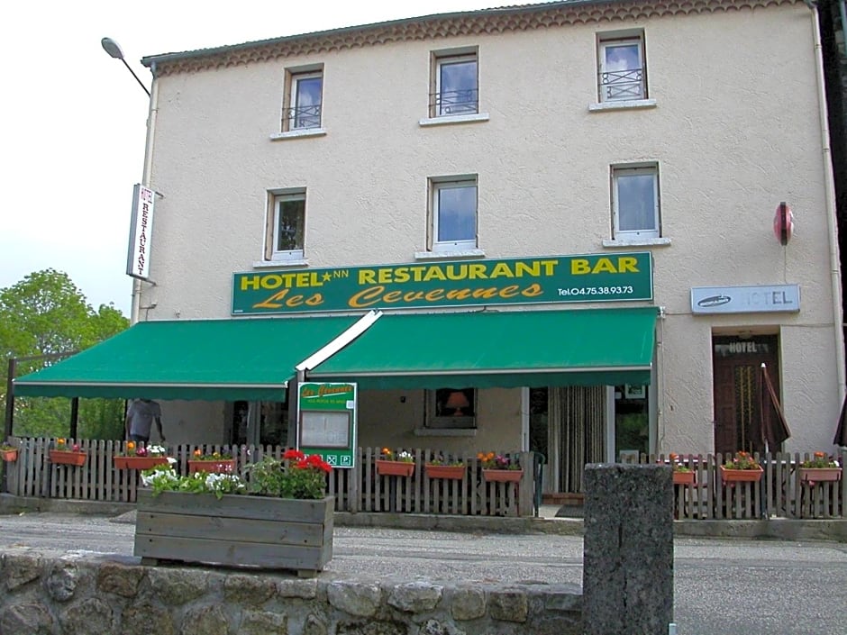 Logis Hôtel Restaurant Les Cévennes