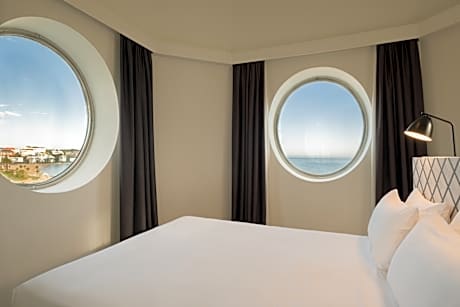 Suite with Sea View