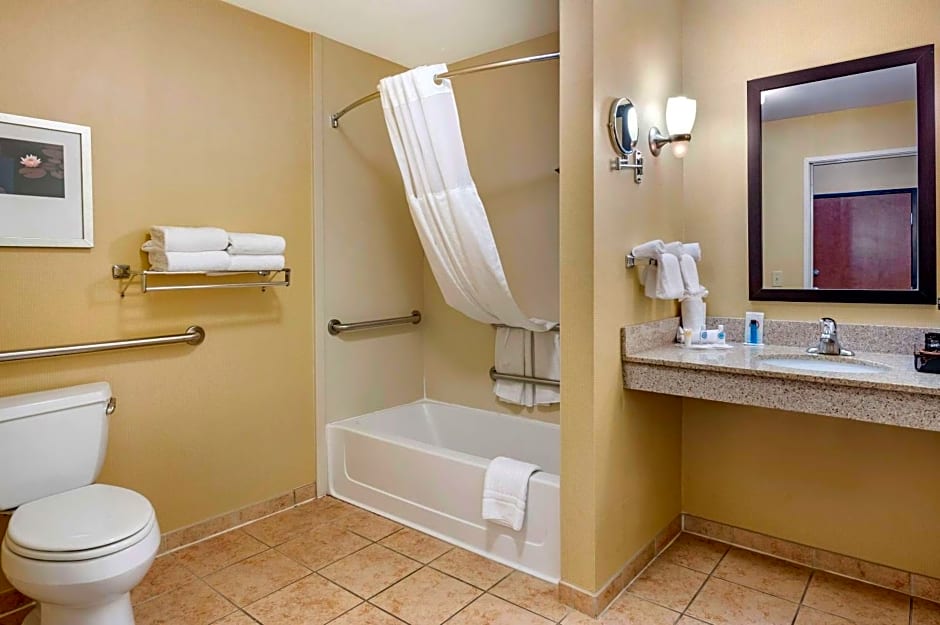 Comfort Suites Urbana Champaign, University Area