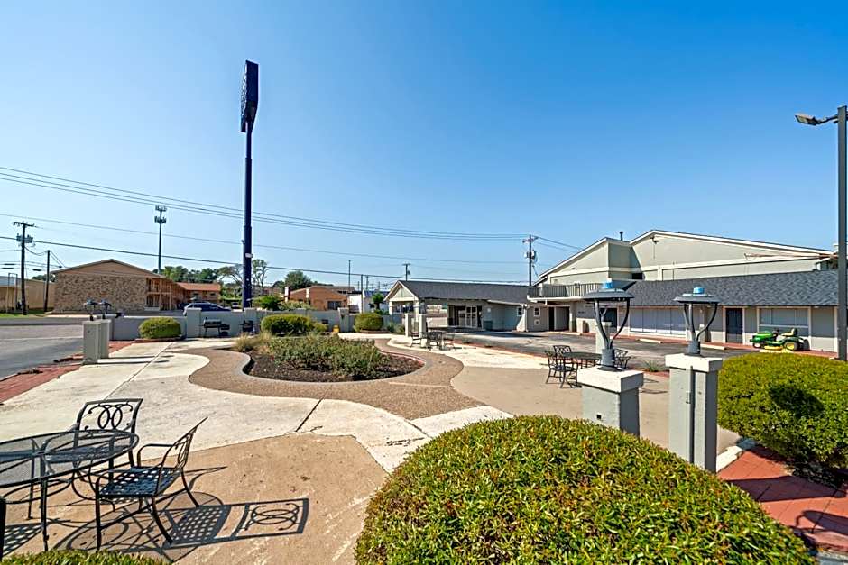 Americas Best Value Inn Brenham