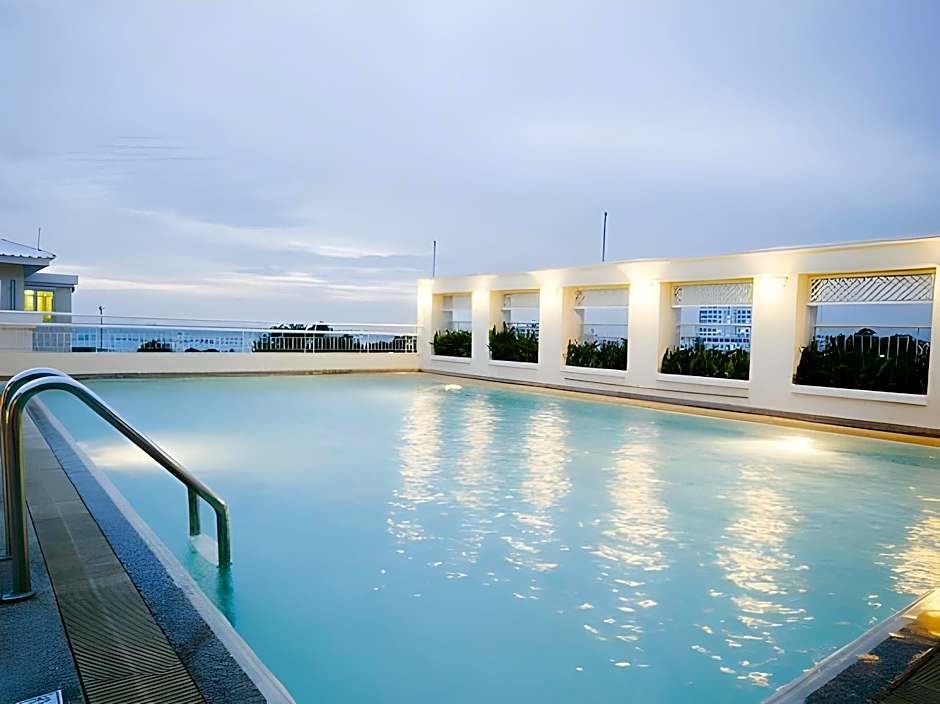 Classic Kameo Hotel and Serviced Apartments Sriracha