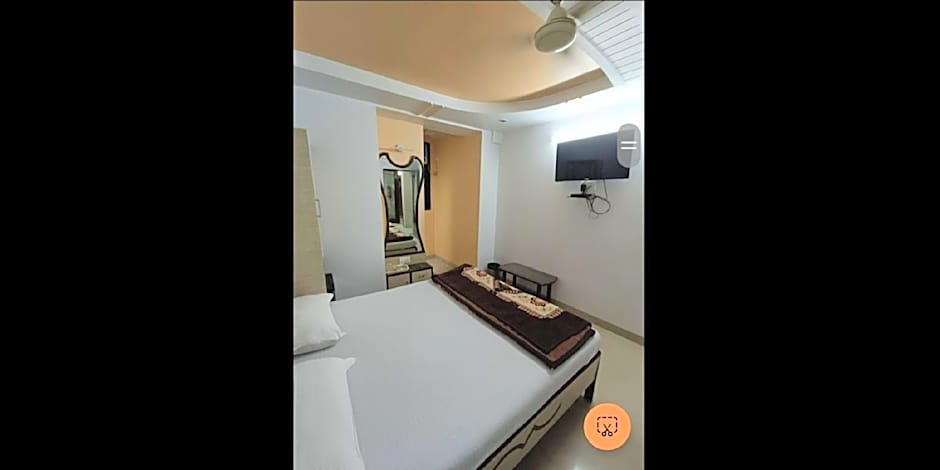 Hotel Broadway Colaba