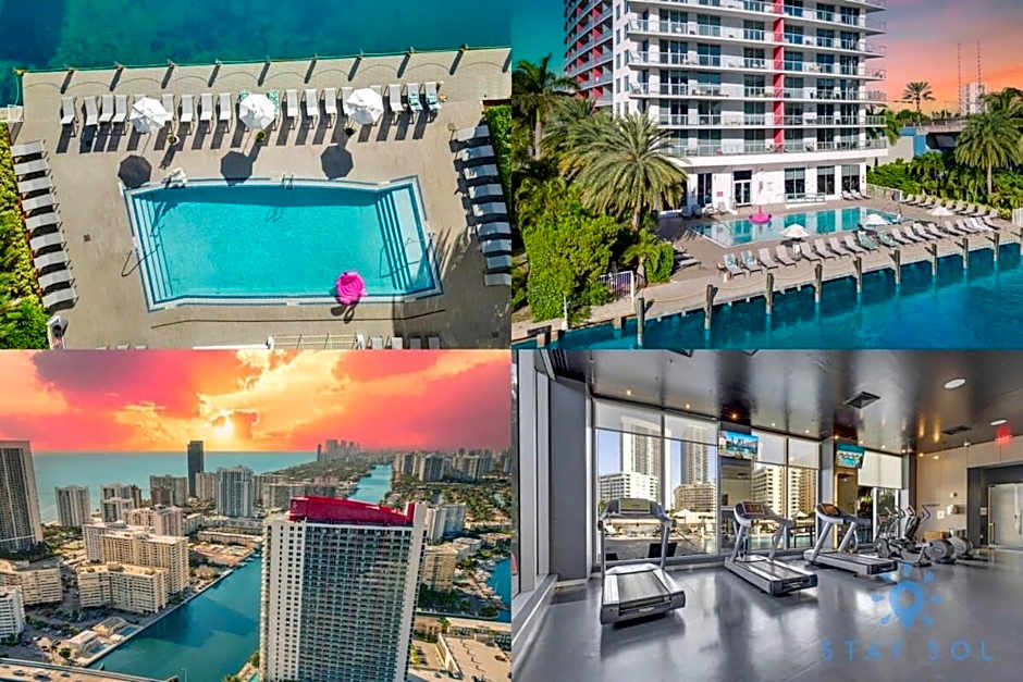Spectacular View wBalcony Pool