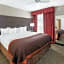 Hawthorn Suites by Wyndham Detroit Warren
