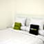 Urbanview Hotel Eropa Maros near Sultan Hasanuddin Airport by RedDoorz