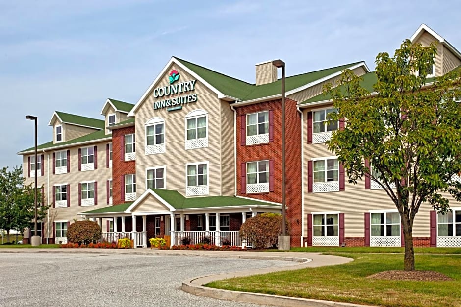 Country Inn & Suites by Radisson, York, PA