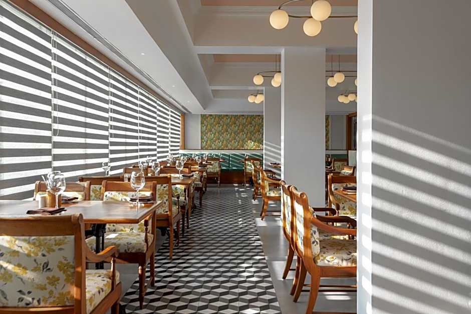 The Avenue Regent