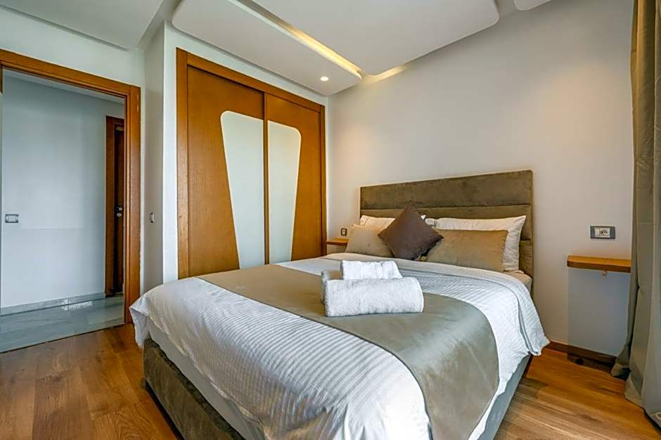 Modern 2BR Apartment with Pool & Secure Parking in Marrakech