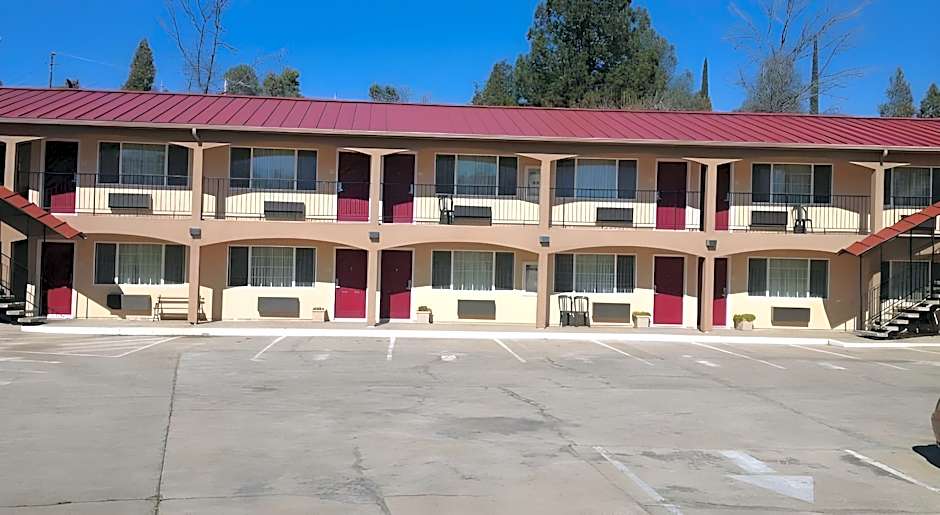The Yosemite Inn