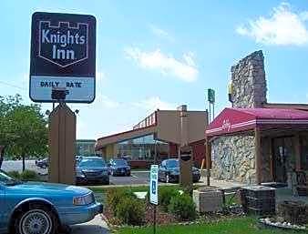 Knights Inn Rossford