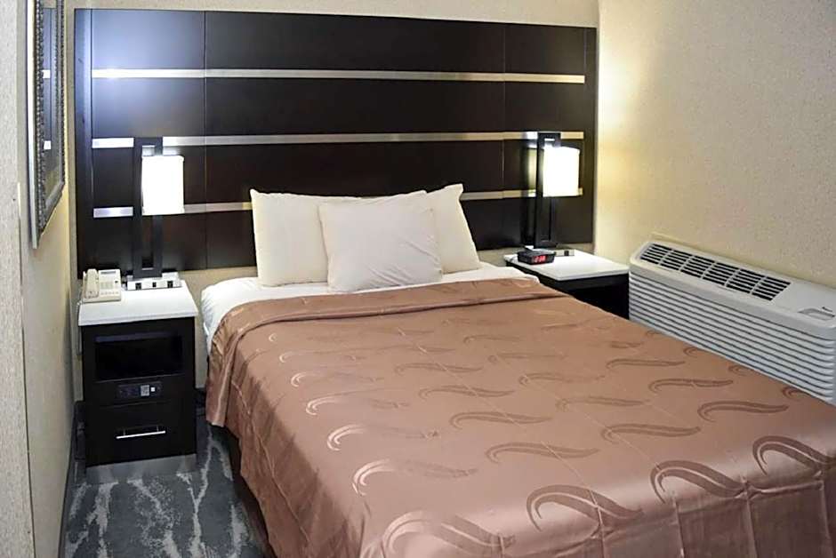 Quality Inn East Stroudsburg - Poconos