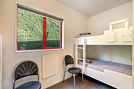 Standard 1 Bedroom Unit - Sleeps 6