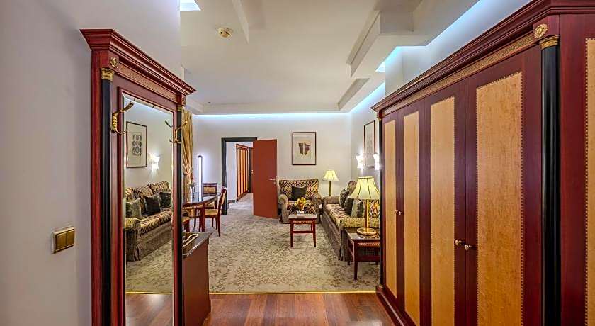 Al Shohada Hotel