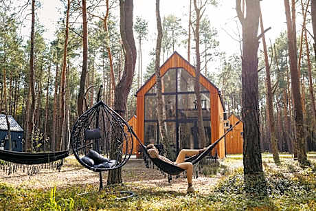 Wyjątkowy domek w kompleksie Patyki Las Możliwości