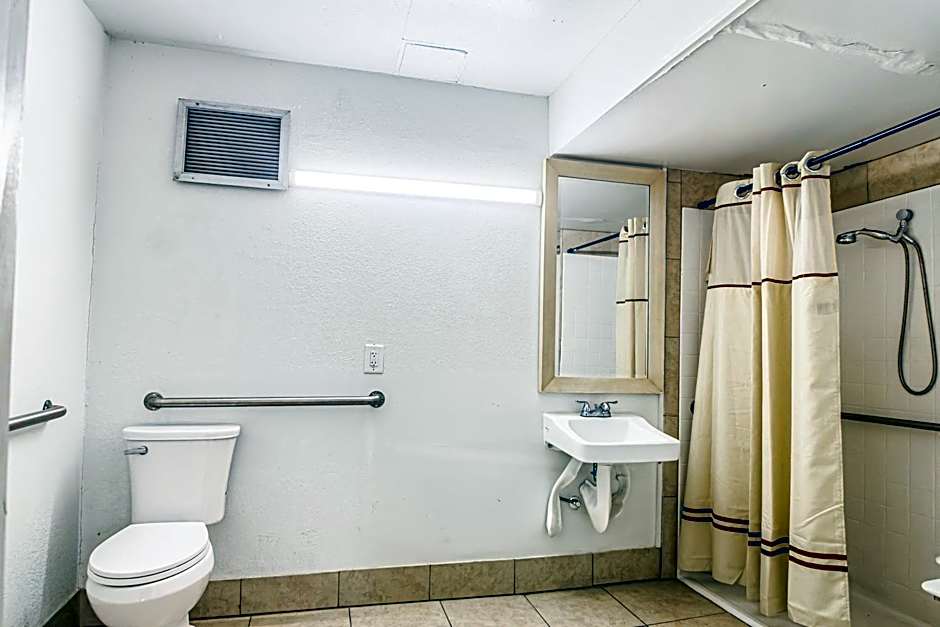 OYO Hotel Vienna I-75