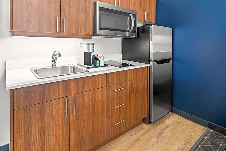 Park Inn by Radisson, Kelowna