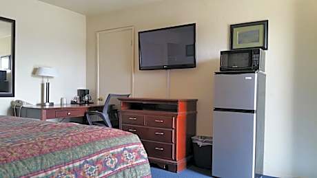 King Room - Non-Smoking