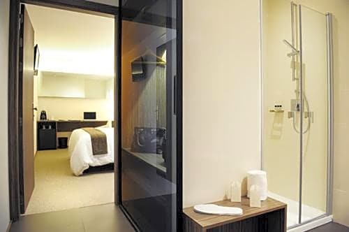 Air Rooms Madrid Airport by Premium Traveller