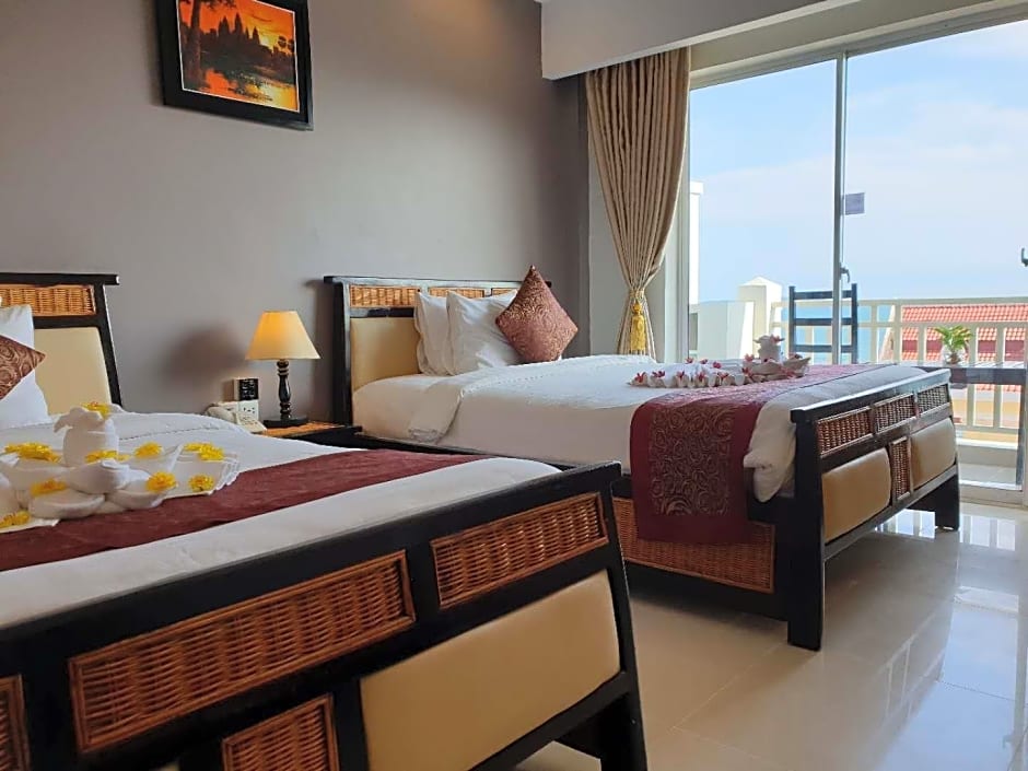 Aristocrat Residence & Hotel