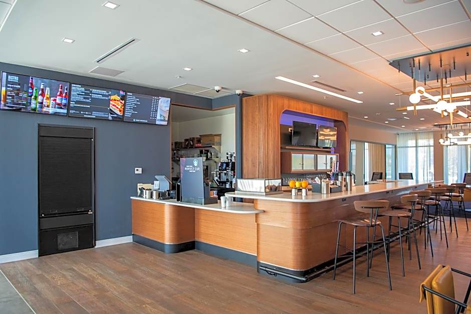 Courtyard by Marriott Lake City