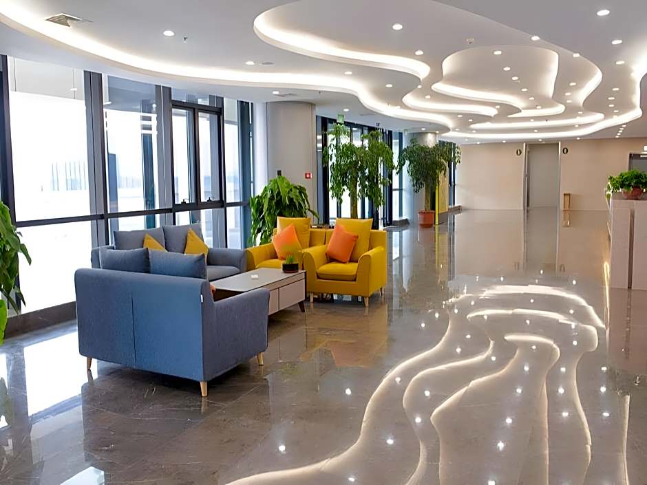 GreenTree Eastern Rizhao High Speed Railway Station Hotel