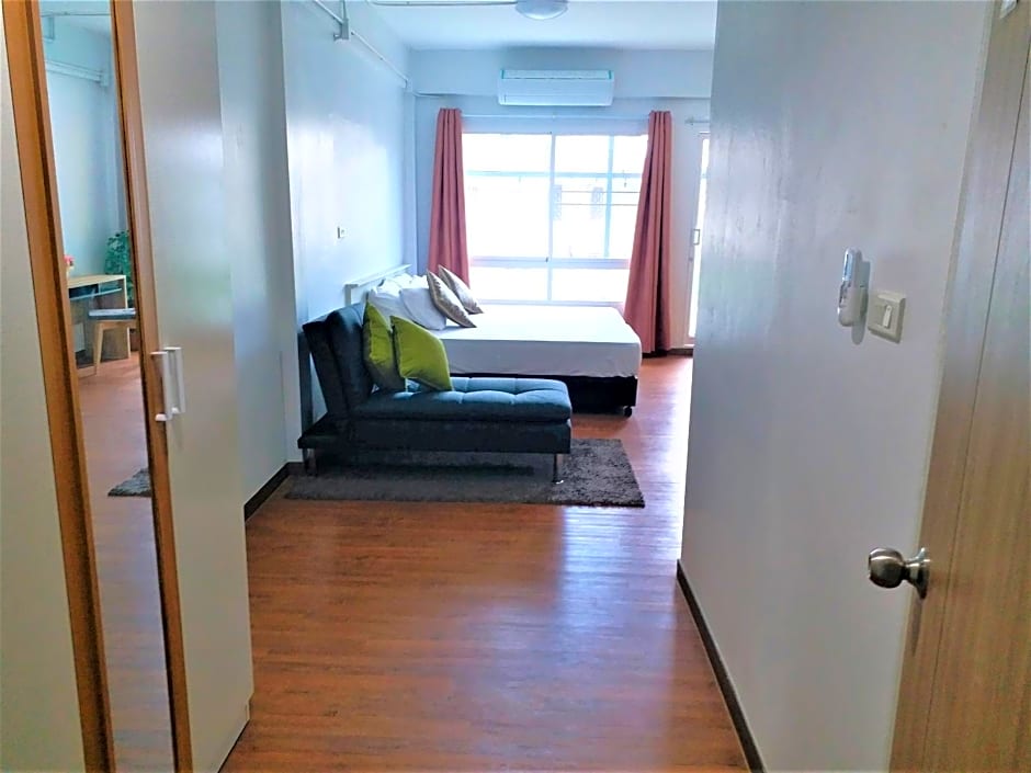 DD Garden Apartment 2