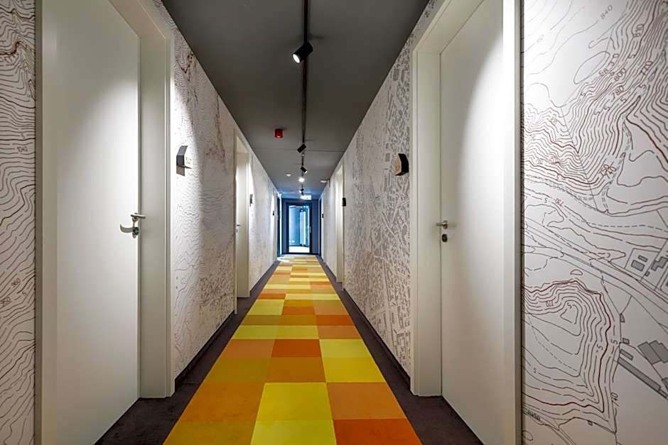 DJH moun10 Jugendherberge - Youth Hostel - membership required!