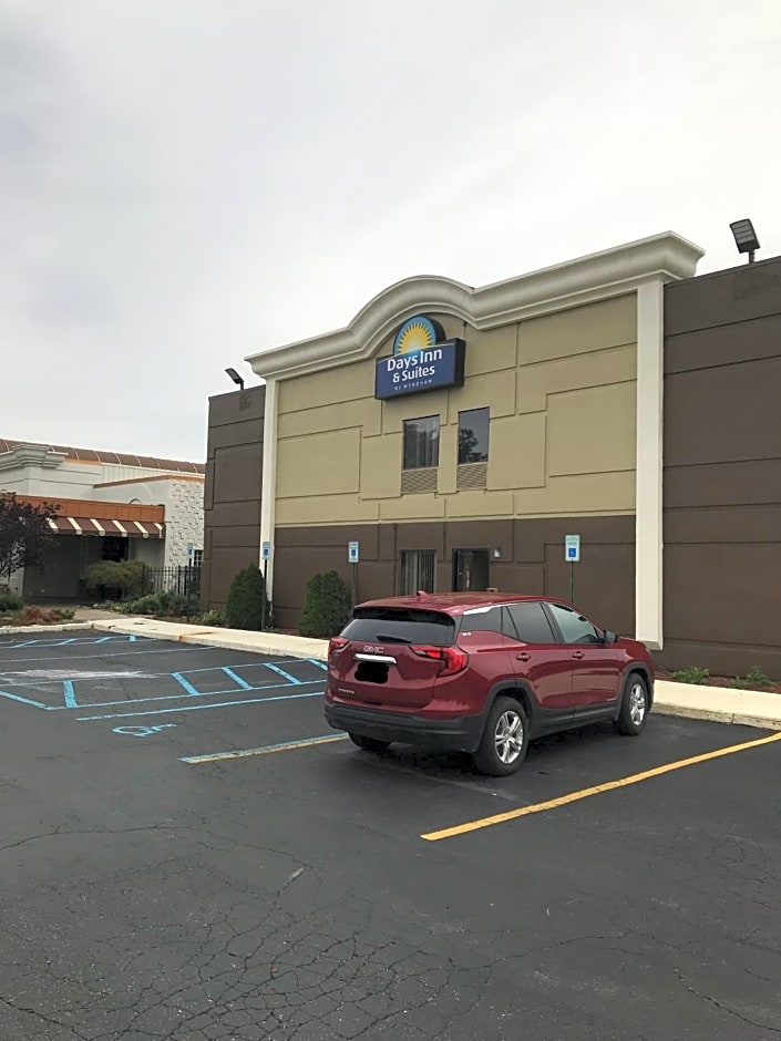 Days Inn & Suites by Wyndham Rochester Hills MI