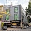 V8 Hotel Xi Cun Branch