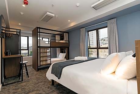 Family Room - Ensuite with Harbor View