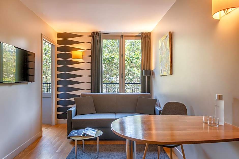 Suites & Hotel Helzear Champs-Elysees