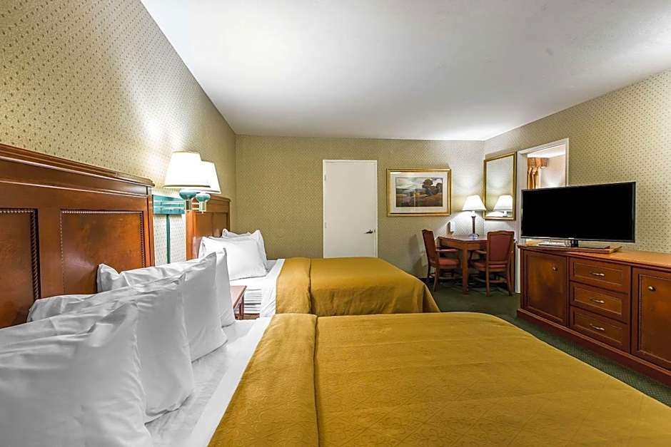 Quality Inn Near China Lake Naval Station