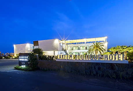 Lareem Boutique Hotel