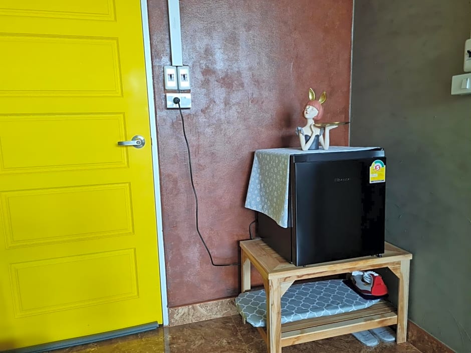 The Greenergy - NO LIFT - Book 48 hrs ahead - 4th floor