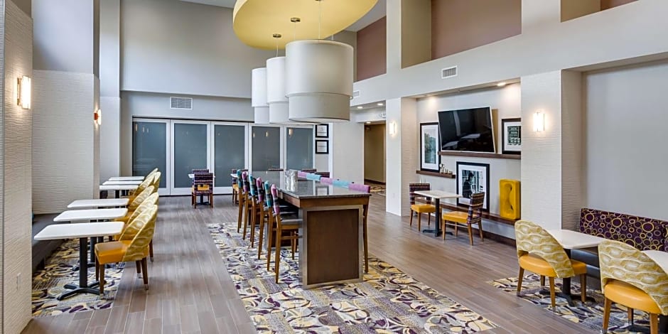 Hampton Inn By Hilton & Suites - Knoxville Papermill Drive, Tn