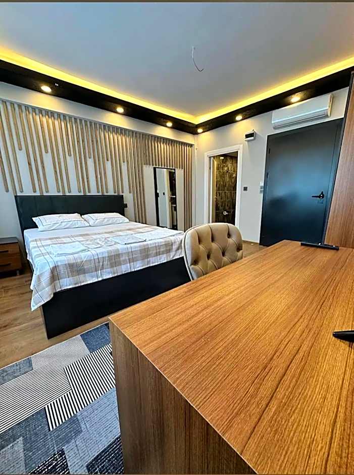 The Port Palace Hotel