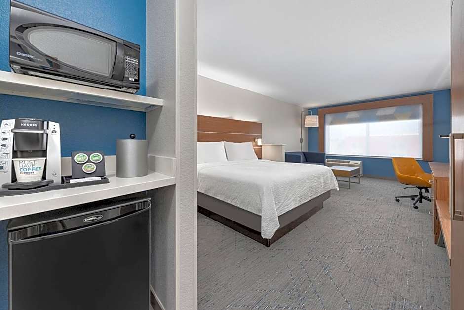 Holiday Inn Express & Suites Moore By IHG