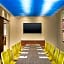 Holiday Inn Express and Suites - Mall of America - MSP Airport By IHG