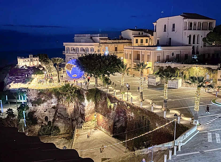 B&B Island Tropea -Sea View Rooms & Suites-
