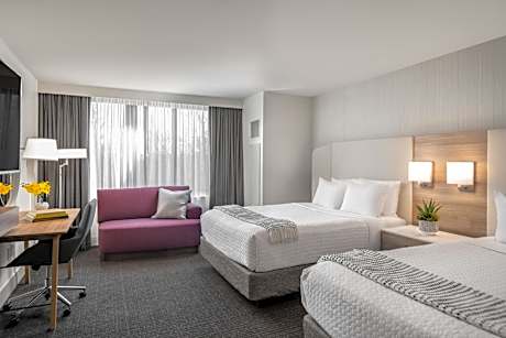 Premium Queen Room with Two Queen Beds - High Floor