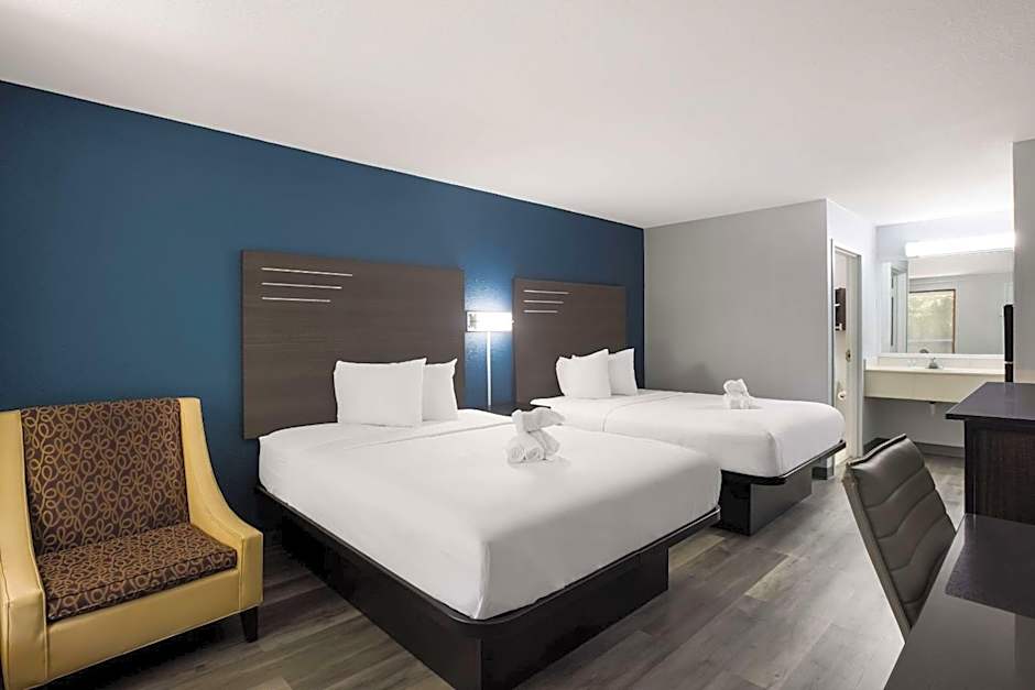 Suburban Studios Hinesville - Fort Stewart Area