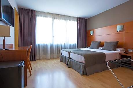 Twin Room with Balcony