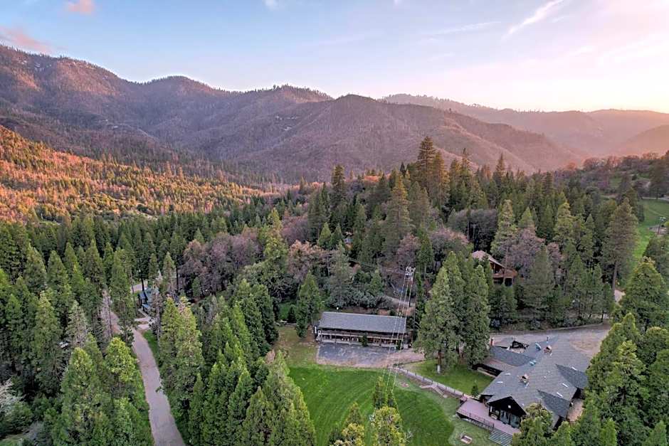 Big Pine Suite CN Lodge R#1