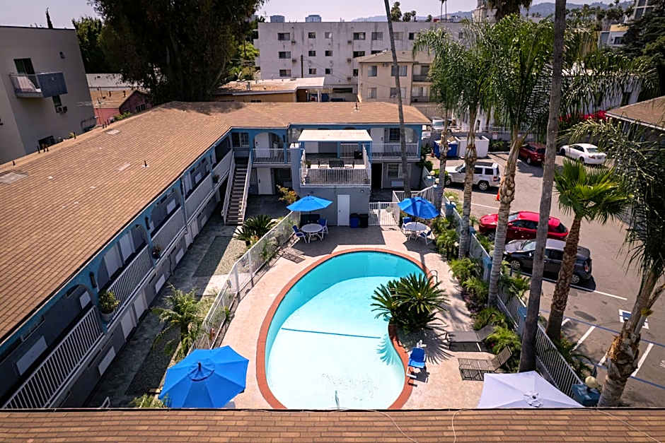 Hollywood City Inn