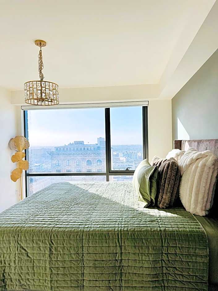 Crypto Arena Luxury Property
