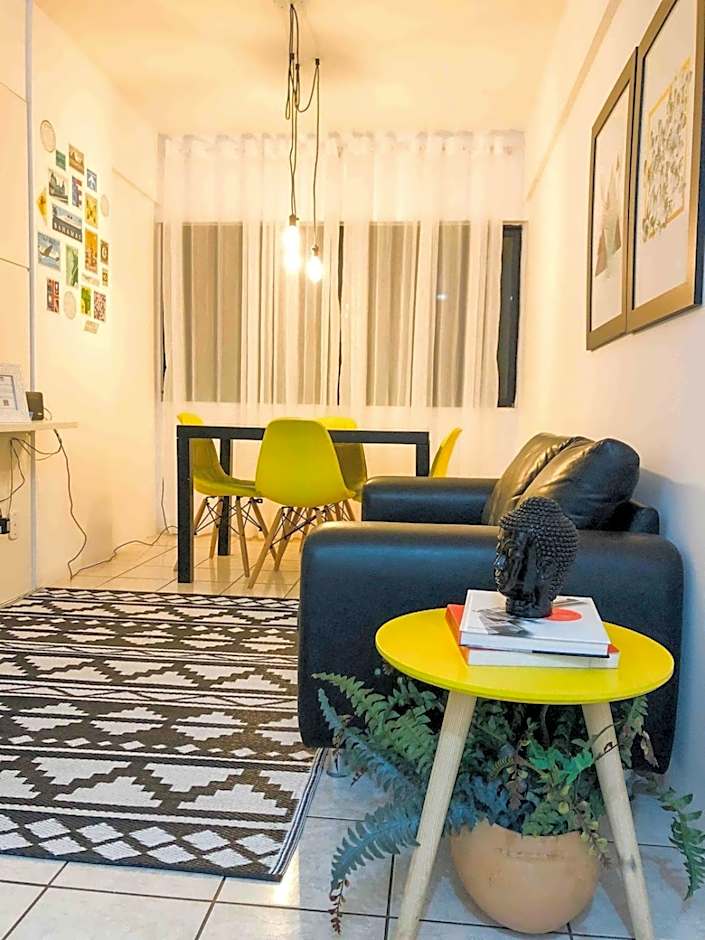 AMETISTA 2 - 101 · A-01: Apê equipado e estiloso na praia de Jatiúca