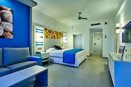 Double Room Partial Ocean View