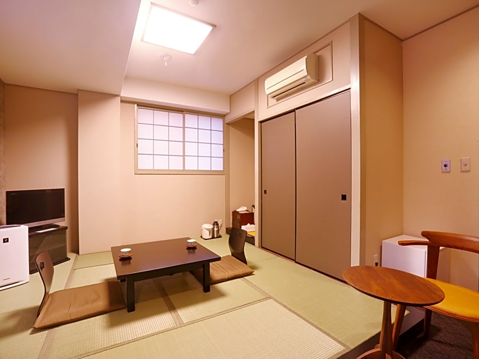 Hotel Parens Onoya