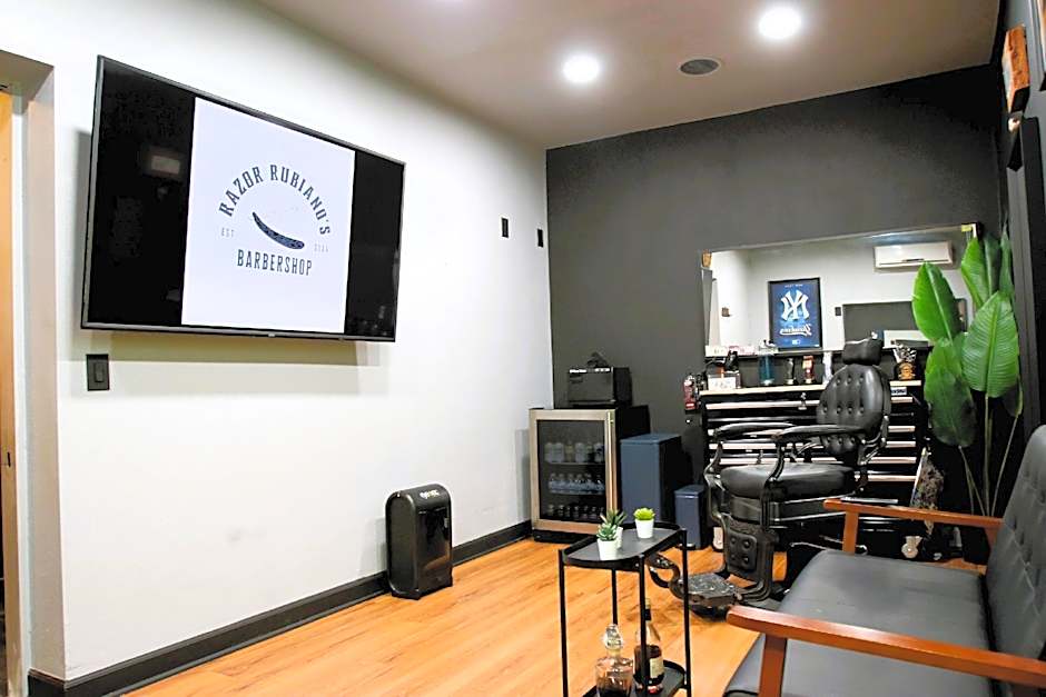 BLVD Hotel and Studios Universal-Hollywood, an Ascend Collection Hotel